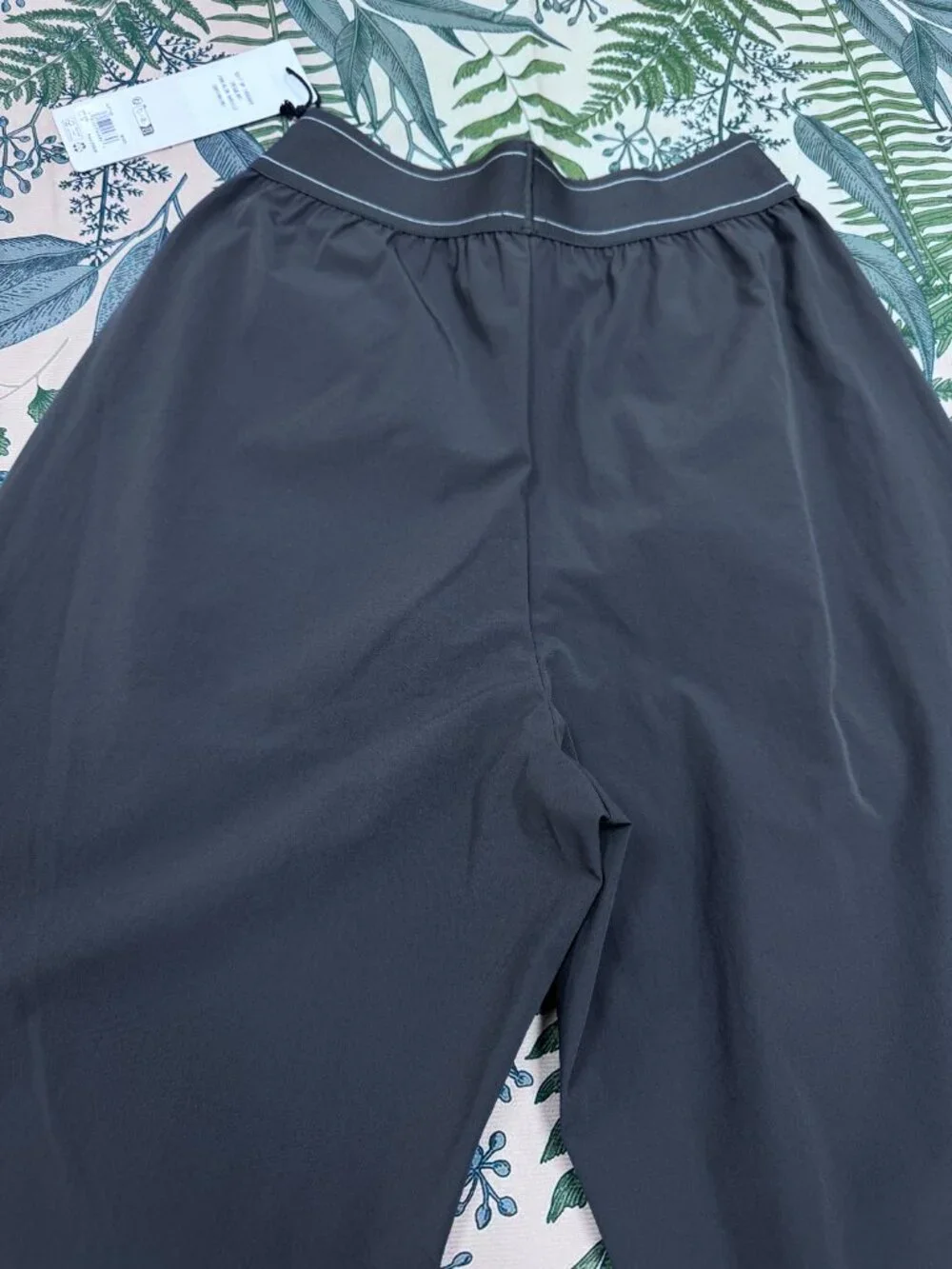 NWT 😜 Alo Yoga Suit Up Trouser Anthracite Grey Relaxed Fit Wide Leg Pants 30